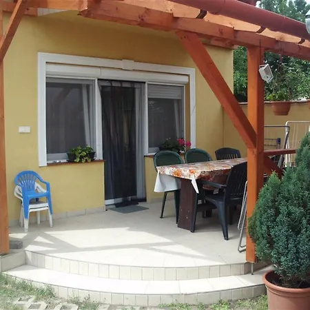Andrea Apartment