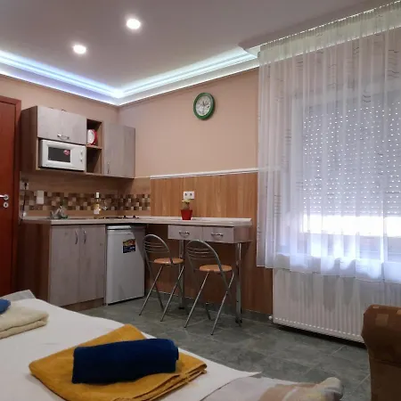 Andrea Apartment *