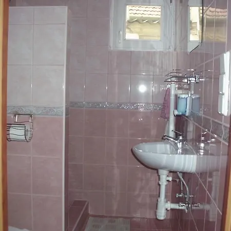 Andrea Apartament *